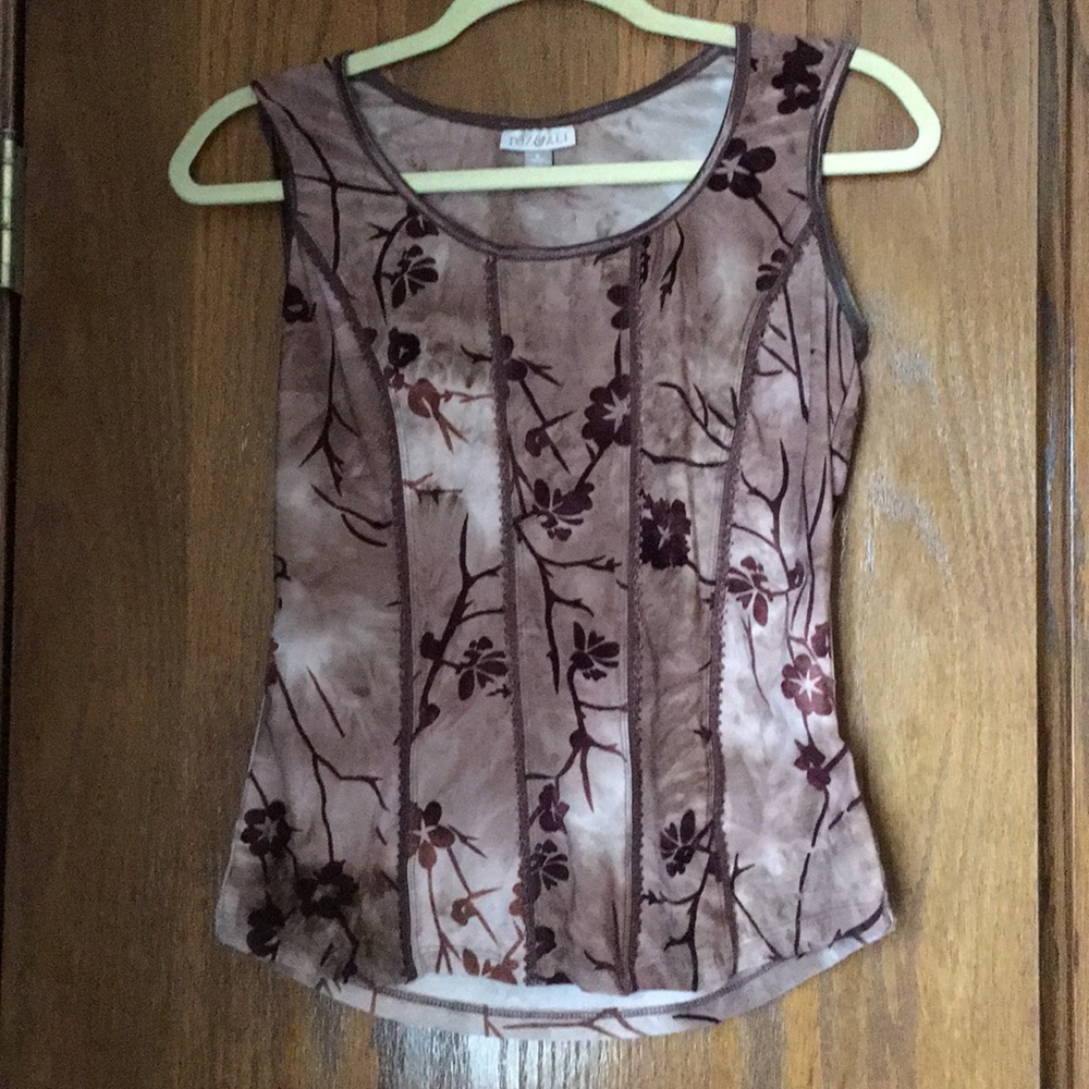 Roz & Ali top